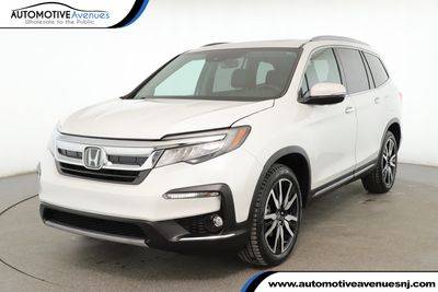 2022 Honda Pilot Touring 7-Passenger FWD photo