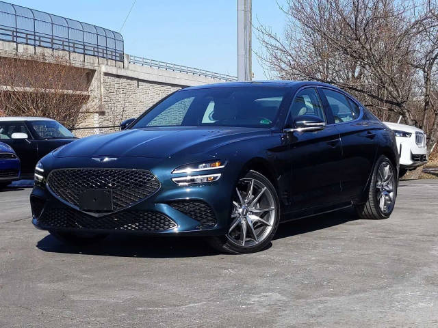 2022 Genesis G70 2.0T AWD photo