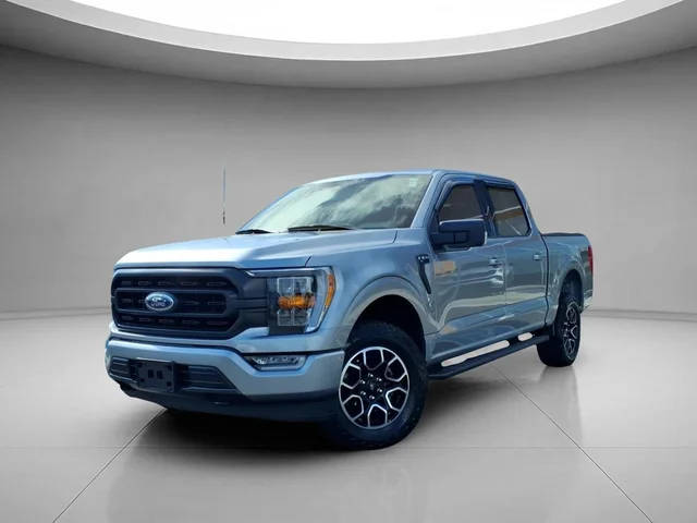 2021 Ford F-150 XLT 4WD photo