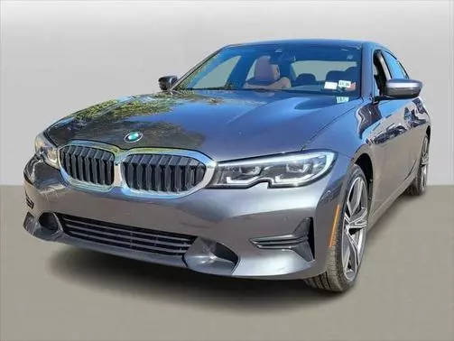 2022 BMW 3 Series 330i xDrive AWD photo