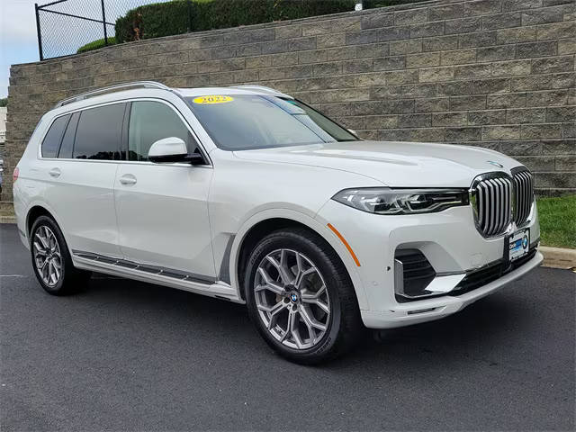 2022 BMW X7 xDrive40i AWD photo