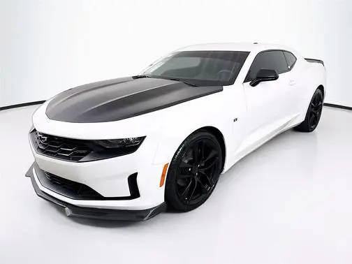 2021 Chevrolet Camaro 1LT RWD photo