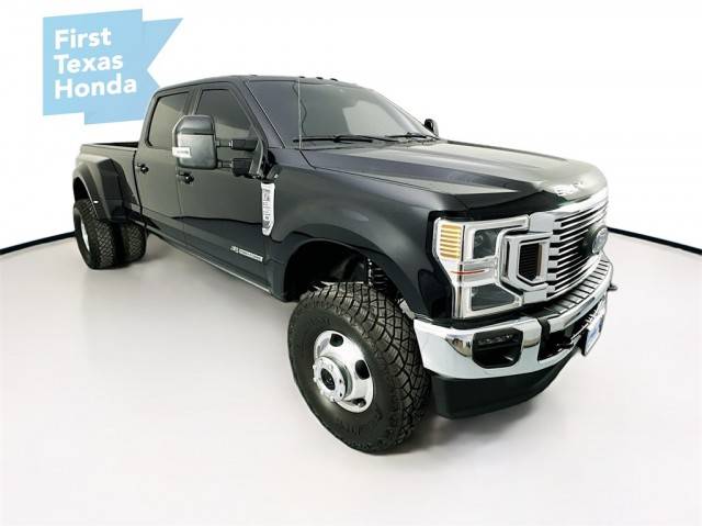 2022 Ford F-350 Super Duty LARIAT 4WD photo