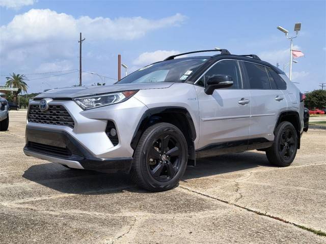 2021 Toyota RAV4 Hybrid XSE AWD photo