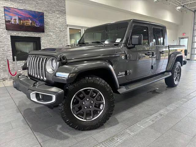 2021 Jeep Gladiator Overland 4WD photo