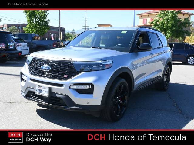 2021 Ford Explorer ST 4WD photo