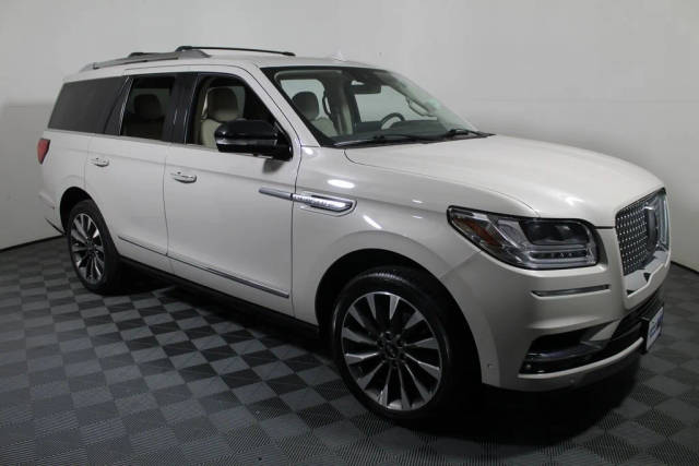 2021 Lincoln Navigator Reserve RWD photo