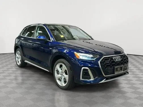 2022 Audi Q5 S line Premium Plus AWD photo