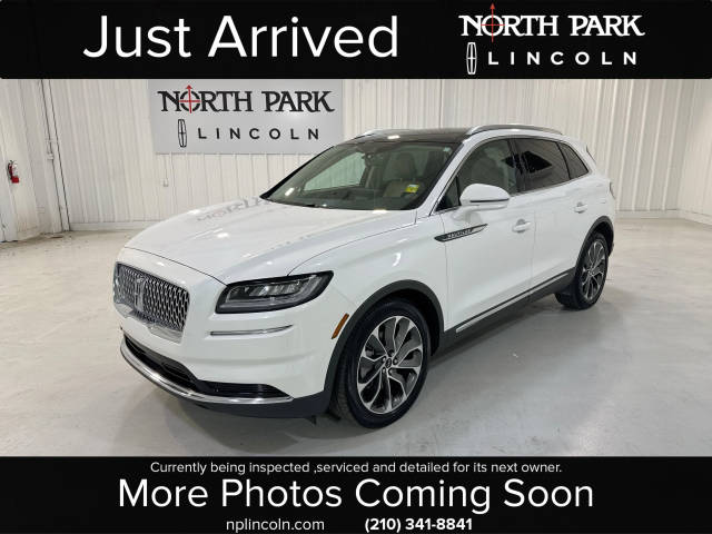 2021 Lincoln Nautilus Reserve AWD photo