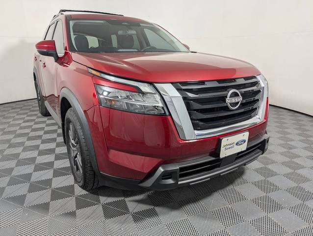 2022 Nissan Pathfinder SV 4WD photo