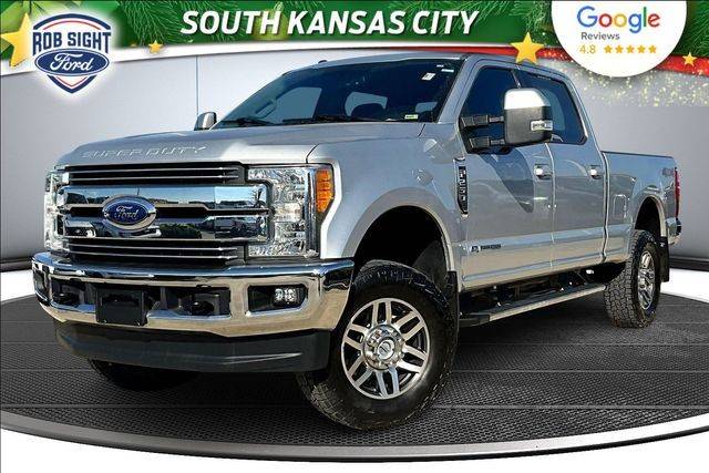 2017 Ford F-250 Super Duty Lariat 4WD photo