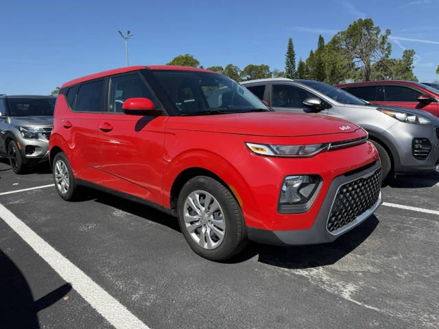 2022 Kia Soul LX FWD photo