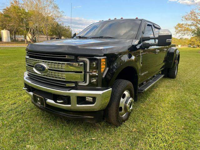 2017 Ford F-350 Super Duty XL 4WD photo