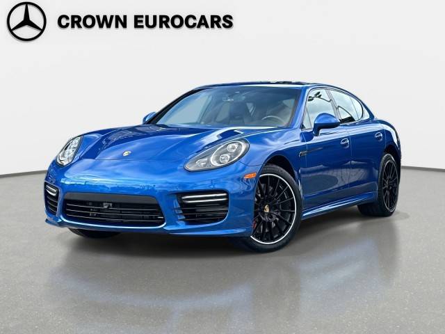 2015 Porsche Panamera GTS AWD photo