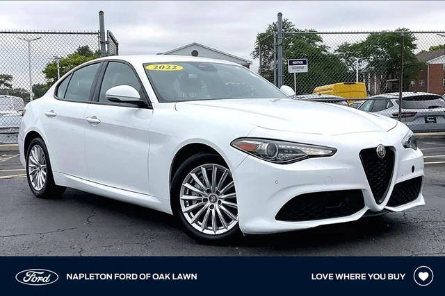 2022 Alfa Romeo Giulia  AWD photo