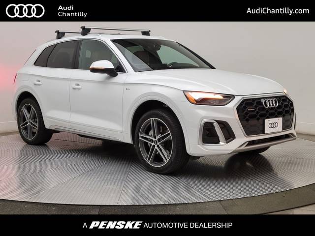 2022 Audi Q5 S line Premium AWD photo