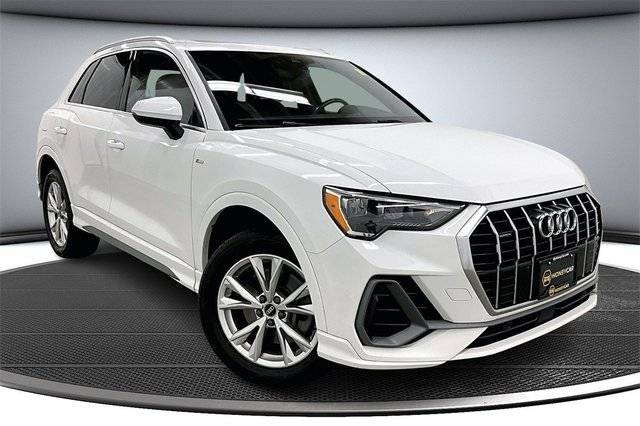 2022 Audi Q3 S line Premium AWD photo