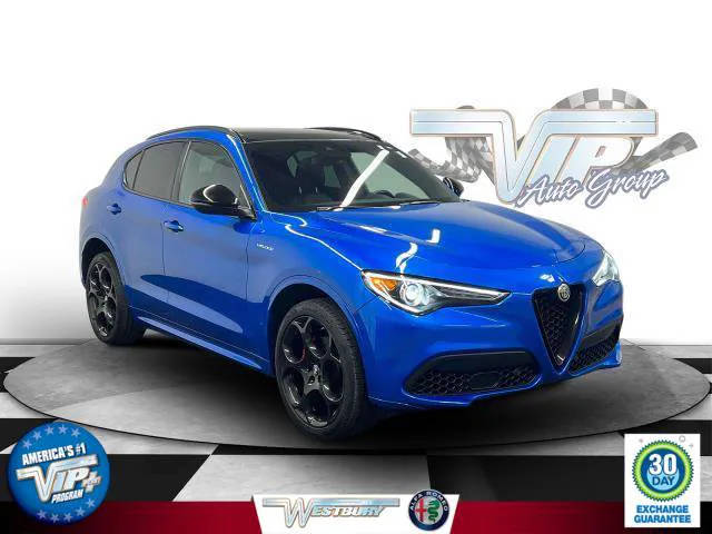 2022 Alfa Romeo Stelvio Veloce AWD photo