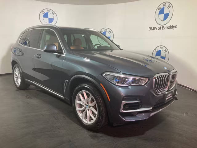 2022 BMW X5 xDrive40i AWD photo