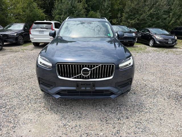 2022 Volvo XC90 Momentum AWD photo