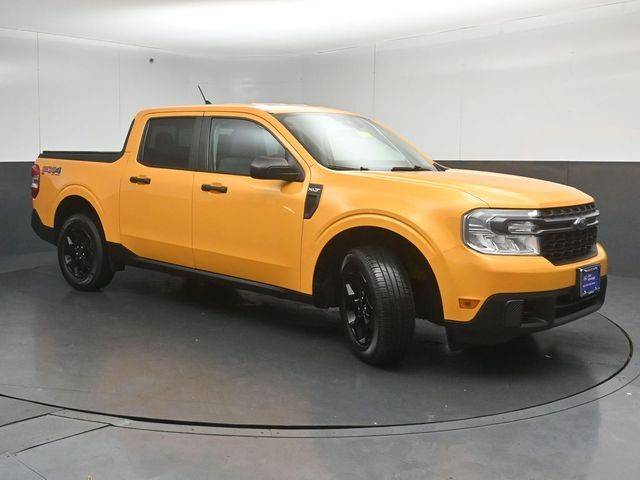 2022 Ford Maverick XLT AWD photo