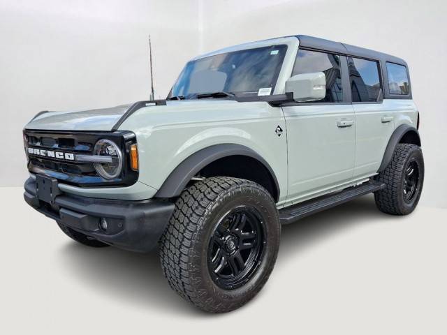 2021 Ford Bronco 4 Door Outer Banks 4WD photo