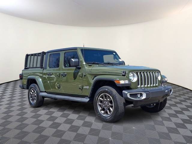 2021 Jeep Gladiator Overland 4WD photo