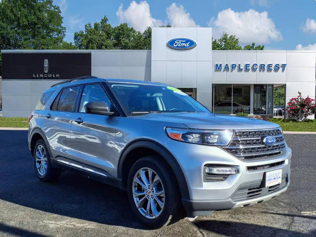 2021 Ford Explorer XLT 4WD photo