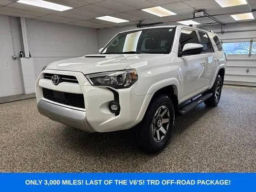 2022 Toyota 4Runner TRD Off Road 4WD photo