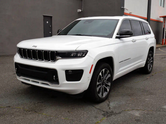 2021 Jeep Grand Cherokee L Overland 4WD photo