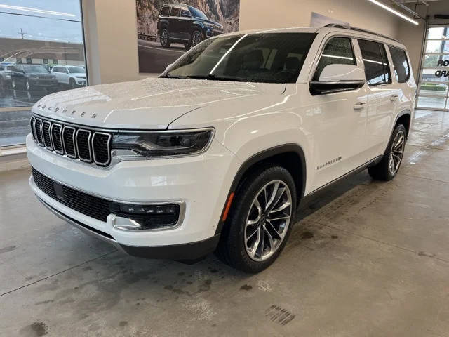 2022 Jeep Wagoneer Series III 4WD photo