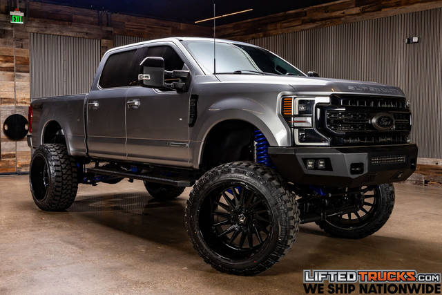 2022 Ford F-250 Super Duty LARIAT 4WD photo