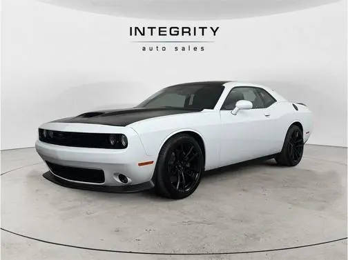 2021 Dodge Challenger R/T Scat Pack RWD photo