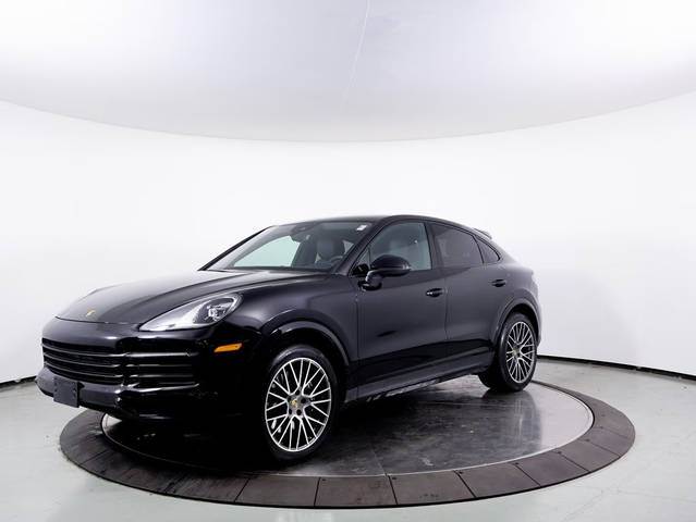 2021 Porsche Cayenne Coupe  AWD photo