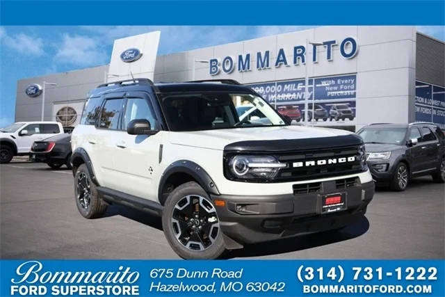 2021 Ford Bronco Sport Outer Banks 4WD photo