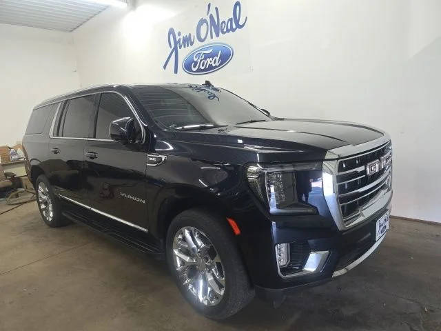 2021 GMC Yukon XL SLT 4WD photo