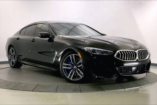 2022 BMW 8 Series 840i AWD photo