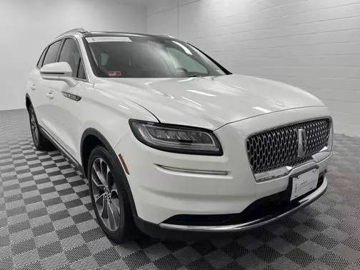 2021 Lincoln Nautilus Reserve AWD photo