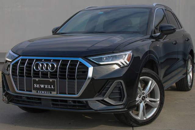 2022 Audi Q3 S line Premium Plus AWD photo