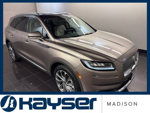 2021 Lincoln Nautilus Reserve AWD photo