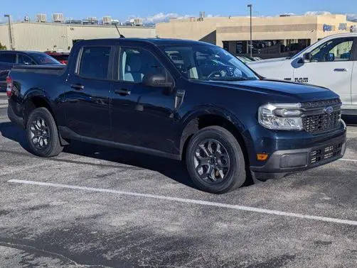 2022 Ford Maverick XLT AWD photo
