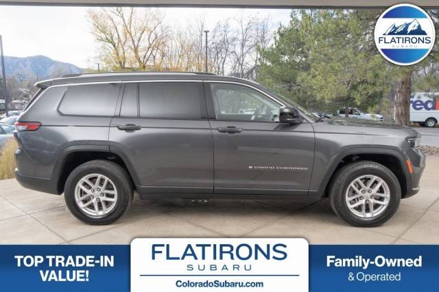 2021 Jeep Grand Cherokee L Laredo 4WD photo