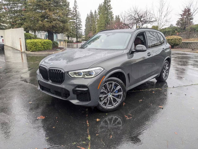 2022 BMW X5 M50i AWD photo