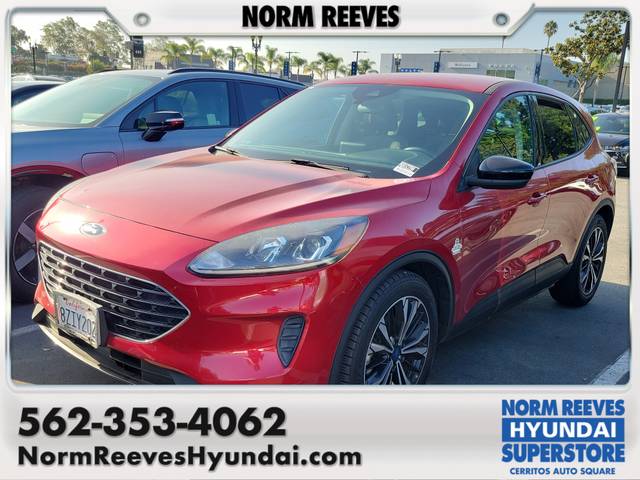2021 Ford Escape SE FWD photo