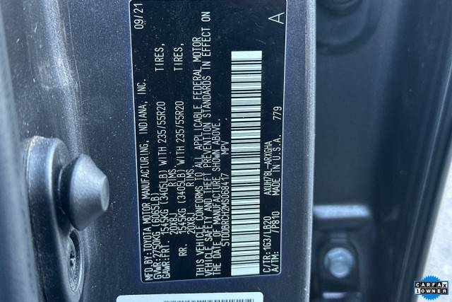 2021 Toyota Highlander Hybrid Limited AWD photo