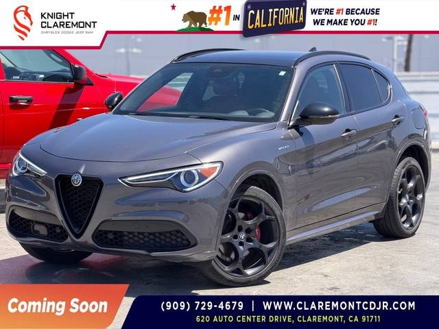 2022 Alfa Romeo Stelvio Veloce AWD photo