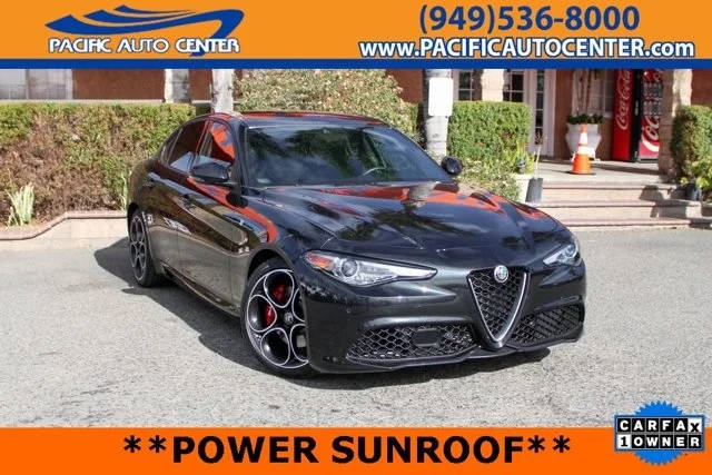 2022 Alfa Romeo Giulia Ti RWD photo