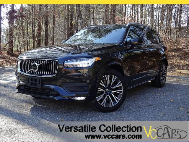 2022 Volvo XC90 Momentum AWD photo