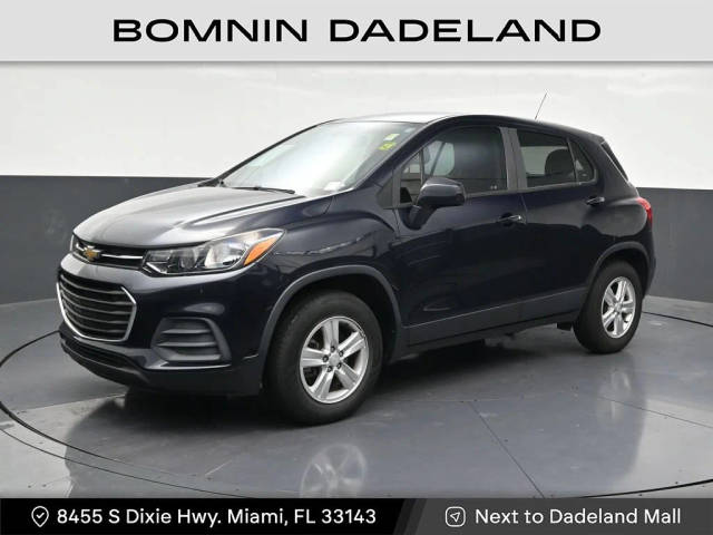 2022 Chevrolet Trax LS AWD photo