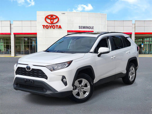 2021 Toyota RAV4 XLE FWD photo
